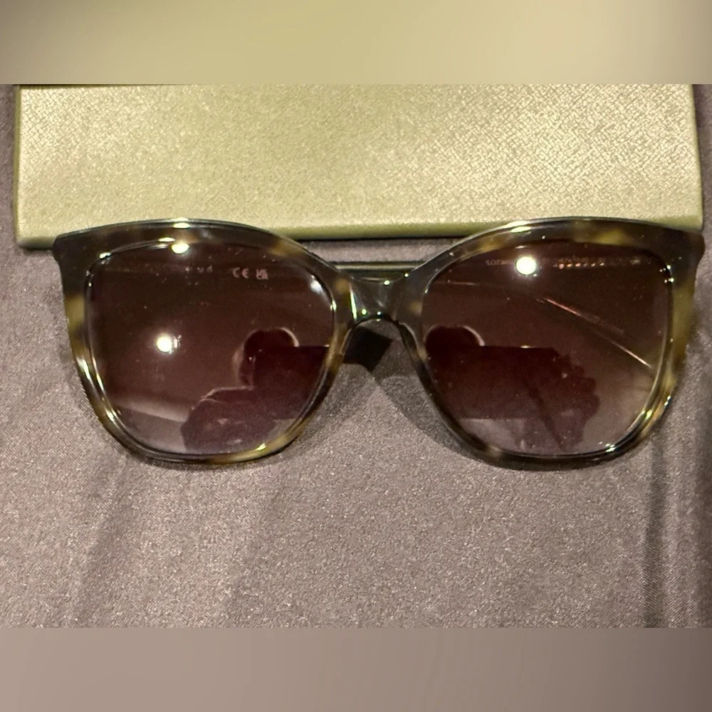 Longchamp Women's Sunglasses Green Acetate Cat Eye